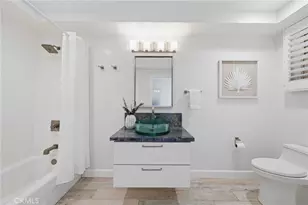 419 E Balboa, Newport Beach, CA 92661 - Photo 25
