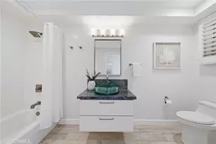 419 E Balboa, Newport Beach, CA 92661 - Photo 25