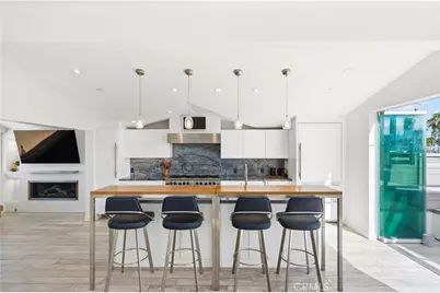 419 E Balboa, Newport Beach, CA 92661 - Photo 3