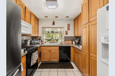23001 S Aspan Street, Lake Forest, CA 92630 - Photo 9