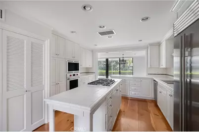1061 Granville, Newport Beach, CA 92660 - Photo 13