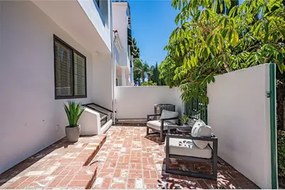 19462 Pompano Lane #111, Huntington Beach, CA 92648 - Photo 3