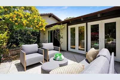 2211 Fortuna, Newport Beach, CA 92660 - Photo 23