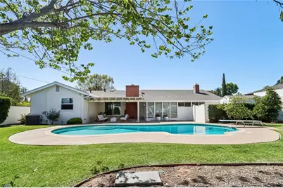 12772 Elizabeth Way, Tustin, CA 92780 - Photo 17
