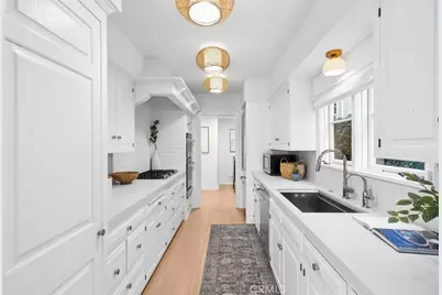 1411 E Bay, Newport Beach, CA 92661 - Photo 13