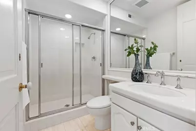 2 Belcourt, Newport Beach, CA 92660 - Photo 35