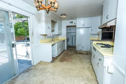 2023 S Janette Lane, Anaheim, CA 92802 - Photo 9