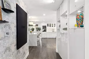 500 Harbor Island Dr, Newport Beach, CA 92660 - Photo 21