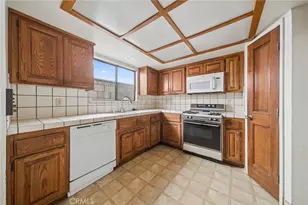 142 144 6th St, Seal Beach, CA 90740 - Photo 17