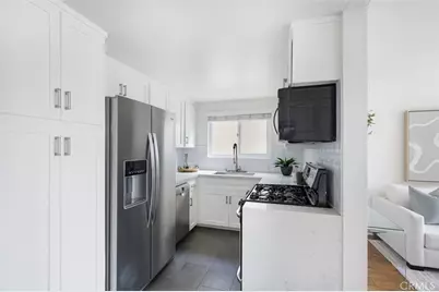 1059 Miramar Street, Laguna Beach, CA 92651 - Photo 9