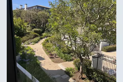 230 Lille Lane 204, Newport Beach, CA 92663 - Photo 5
