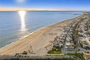 2144 E Oceanfront, Newport Beach, CA 92661 - Photo 33