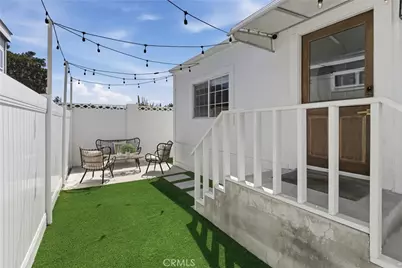 260 Mayflower, Newport Beach, CA 92660 - Photo 5