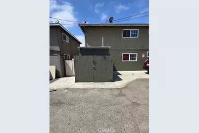 136 E Bay, Costa Mesa, CA 92627 - Photo 15