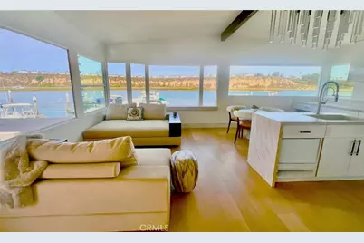 24 Saratoga, Newport Beach, CA 92660 - Photo 5