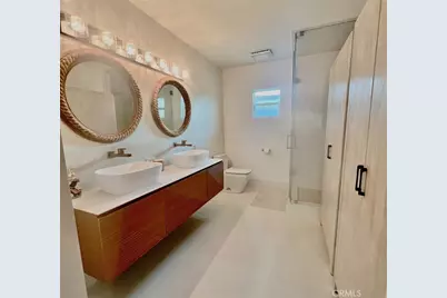 24 Saratoga, Newport Beach, CA 92660 - Photo 11