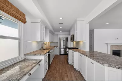 2137 Channel, Newport Beach, CA 92661 - Photo 11