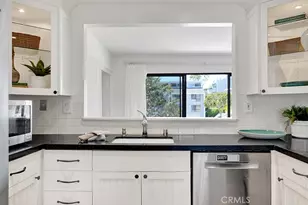 2 Land Fall Ct, Newport Beach, CA 92663 - Photo 7
