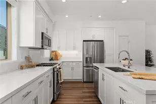 117 Placemark, Irvine, CA 92614 - Photo 7