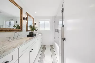 926 Bellis Street, Newport Beach, CA 92660 - Photo 17