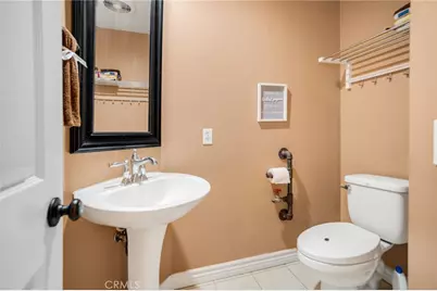 18 Radiance Lane, Rancho Santa Margarita, CA 92688 - Photo 15
