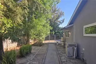 267 W Dovewood, Fresno, CA 93704 - Photo 3