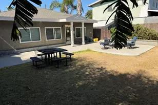 395 Victoria, Costa Mesa, CA 92627 - Photo 17