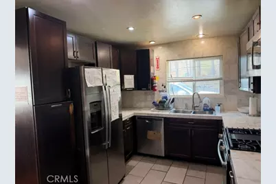 395 Victoria, Costa Mesa, CA 92627 - Photo 7