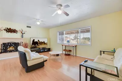14347 Willow, Hesperia, CA 92345 - Photo 7