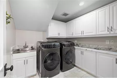2201 Aralia, Newport Beach, CA 92660 - Photo 19