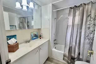 13 Saratoga, Newport Beach, CA 92660 - Photo 21