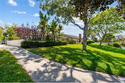 416 Onda, Newport Beach, CA 92660 - Photo 33