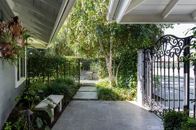 2043 N Capella Court, Costa Mesa, CA 92626 - Photo 3