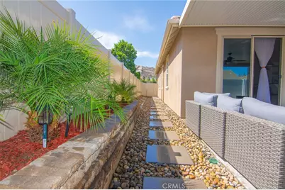 2056 Caltha Way, Perris, CA 92571 - Photo 15