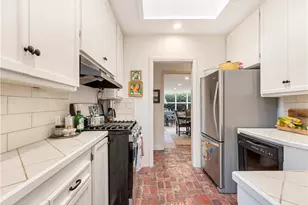 2632 Vista Dr, Newport Beach, CA 92663 - Photo 17