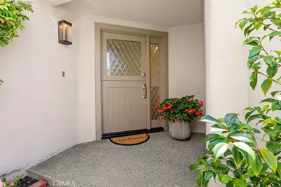 18 Cormorant Circle, Newport Beach, CA 92660 - Photo 5