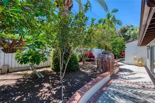 327 Santa Isabel, Newport Beach, CA 92660 - Photo 23