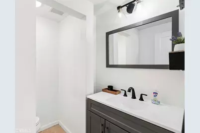 122 Agate, Newport Beach, CA 92662 - Photo 11