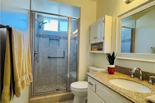 320 S Victoria, Corona, CA 92879 - Photo 13