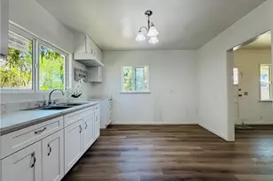 320 S Victoria, Corona, CA 92879 - Photo 27