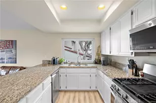 21038 Poolside, Huntington Beach, CA 92648 - Photo 21