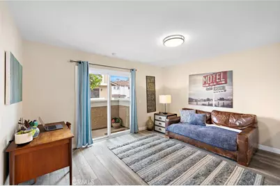 21038 Poolside, Huntington Beach, CA 92648 - Photo 15