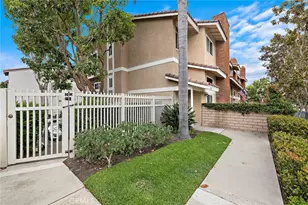 21038 Poolside, Huntington Beach, CA 92648 - Photo 7