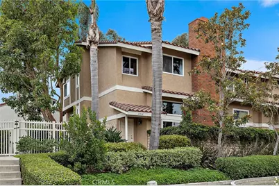 21038 Poolside, Huntington Beach, CA 92648 - Photo 5
