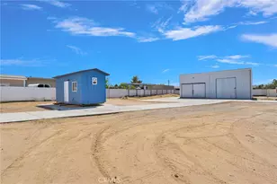 11886 Locust, Hesperia, CA 92345 - Photo 37