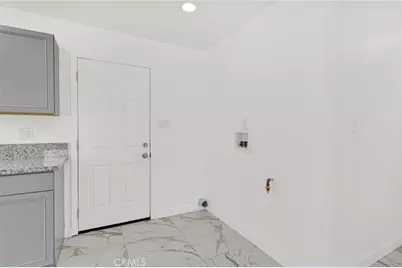 11886 Locust, Hesperia, CA 92345 - Photo 15