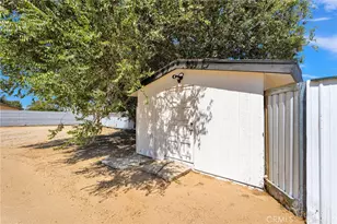 11886 Locust, Hesperia, CA 92345 - Photo 35