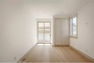 225 Diamond, Newport Beach, CA 92662 - Photo 17