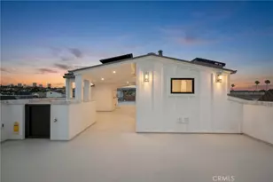 225 Diamond, Newport Beach, CA 92662 - Photo 29