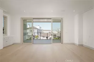 225 Diamond, Newport Beach, CA 92662 - Photo 9